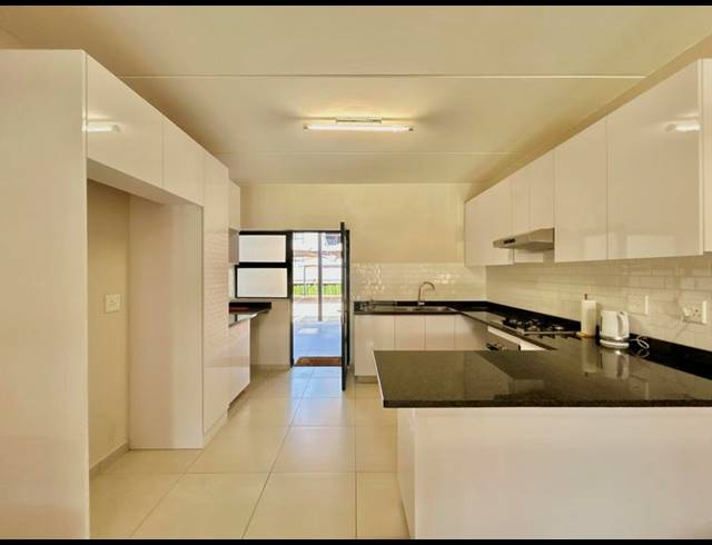 3 BEDROOM APARTMENT FOR SALE IN BARTLETT